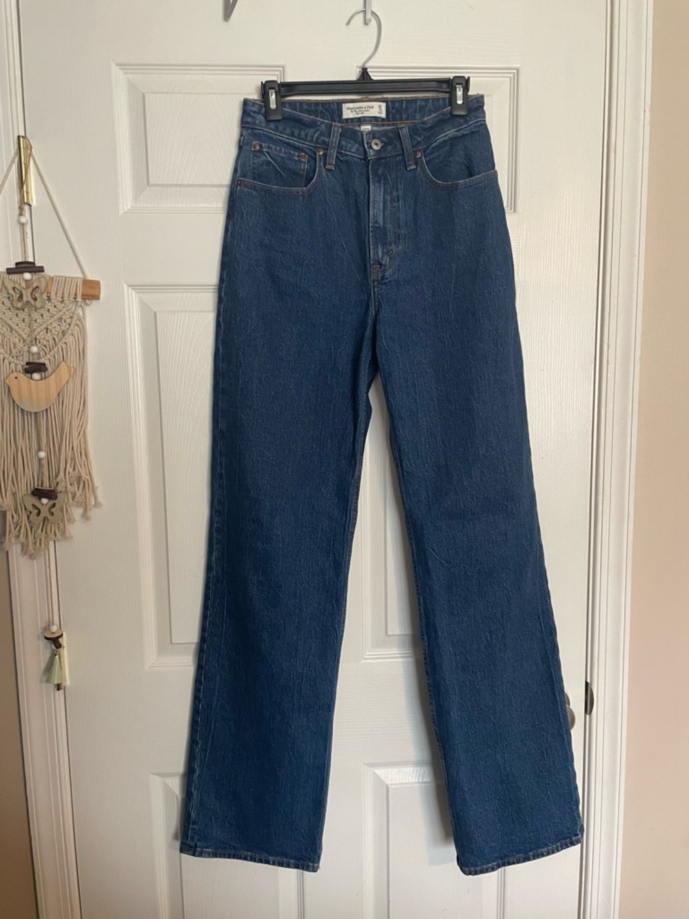 Abercrombie & Fitch 27/4XL 90s Relaxed Classic High-Rise Straight Leg Blue Jeans